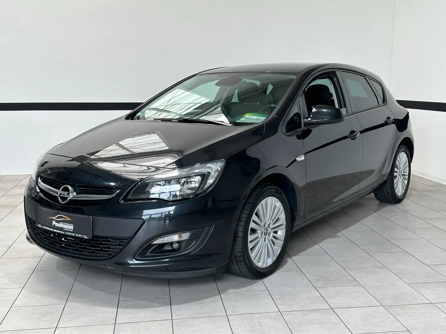 Opel Astra 1.4 Turbo Edition Klimaaut.*PDC* Noir - 1