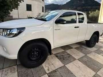 Hilux 2.4 d-4d extra cab Comfort 4wd