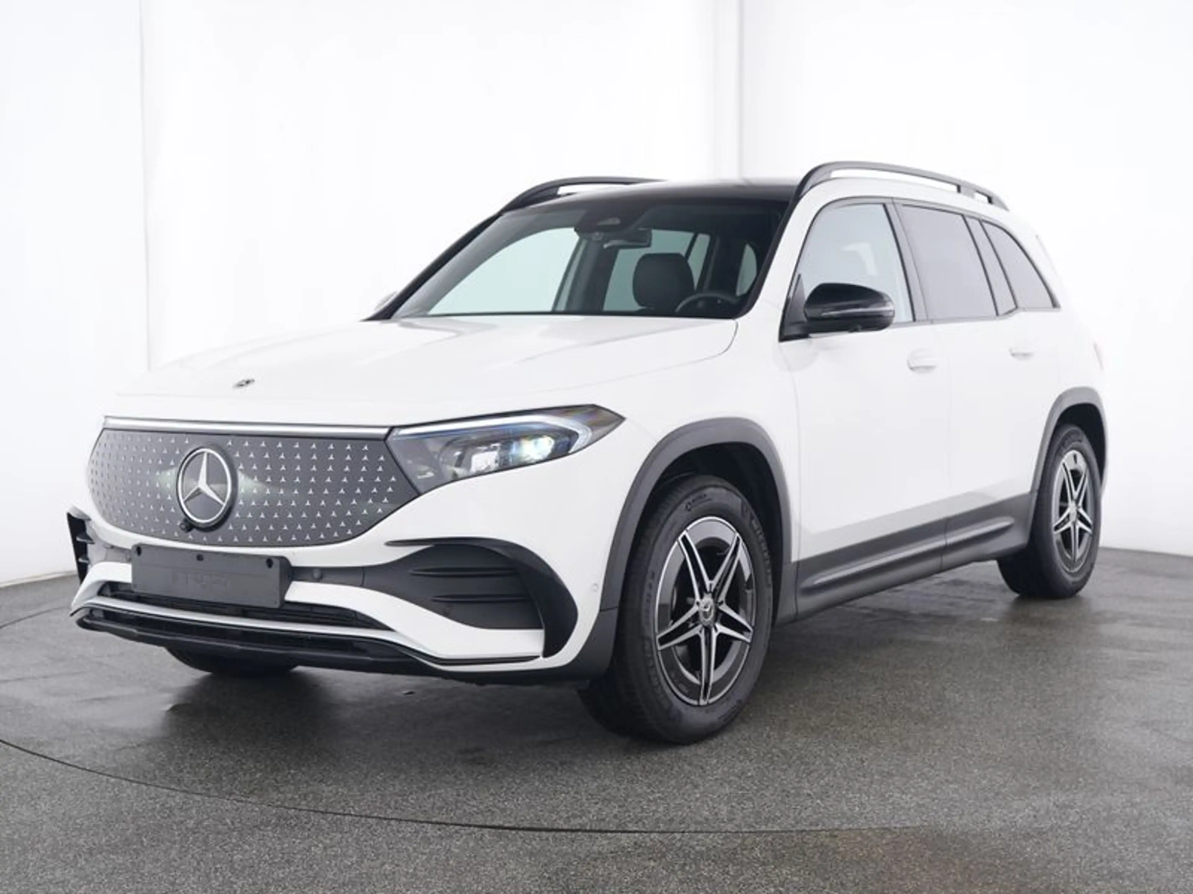 Mercedes-Benz EQB 350 4M , AMG NIGHT 360 DISTR KAMERA PANO PDC — photo 2