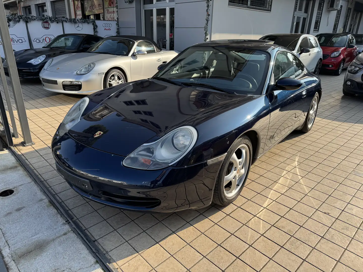 Porsche 996 911 Coupe - 2