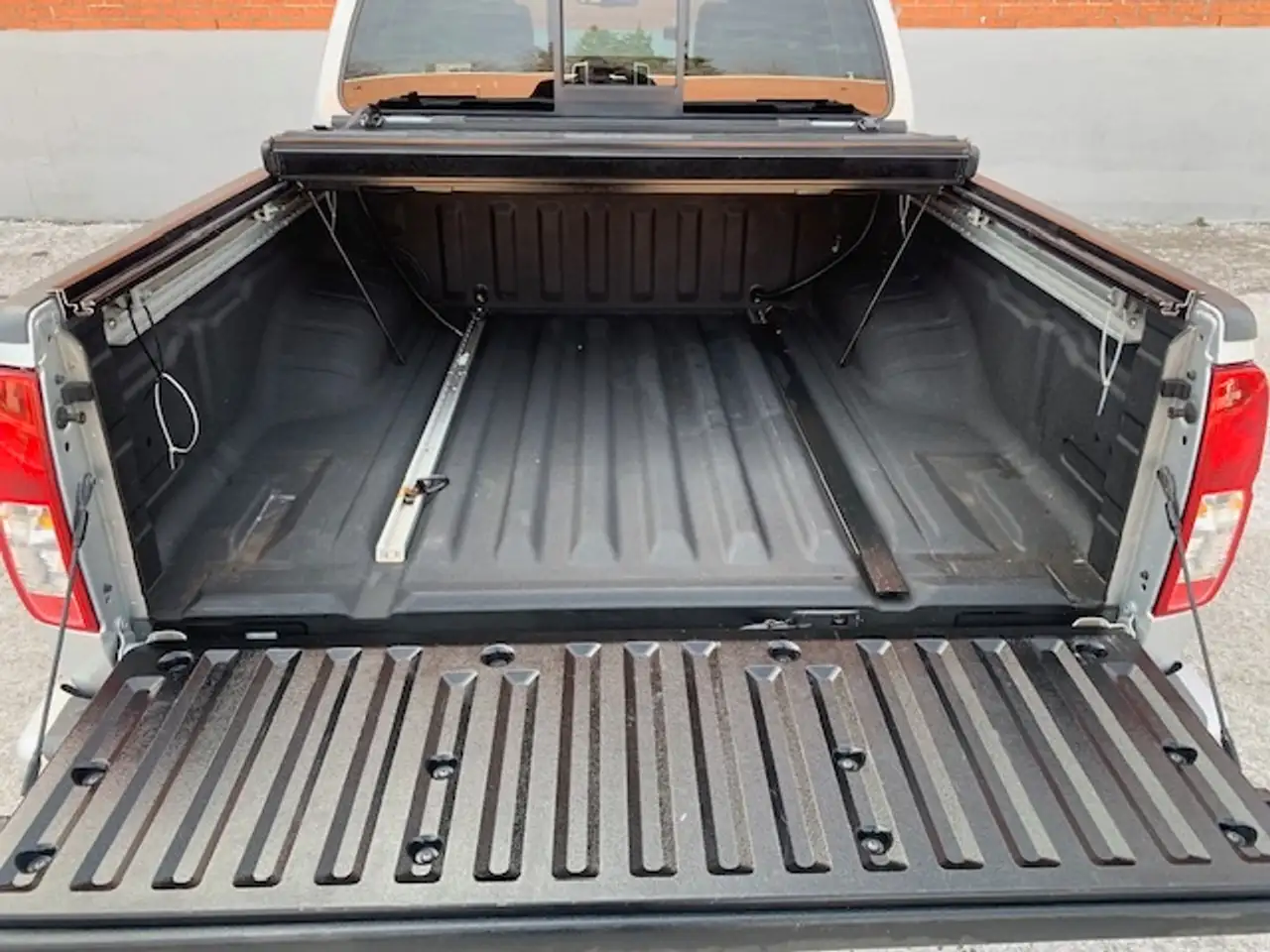 Nissan Frontier снимка Nissan Frontier