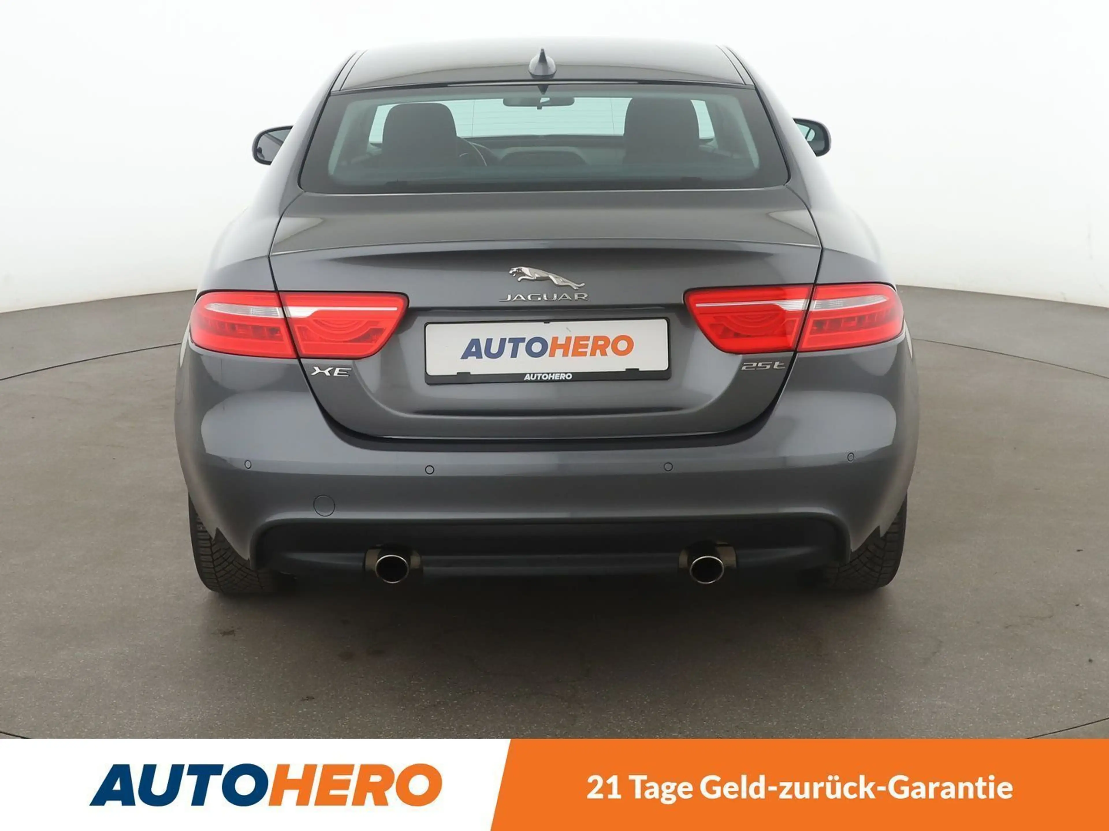 Jaguar XE 25t HSE Aut.*NAVI*LED*TEMPO*PDC*SHZ* — photo 5
