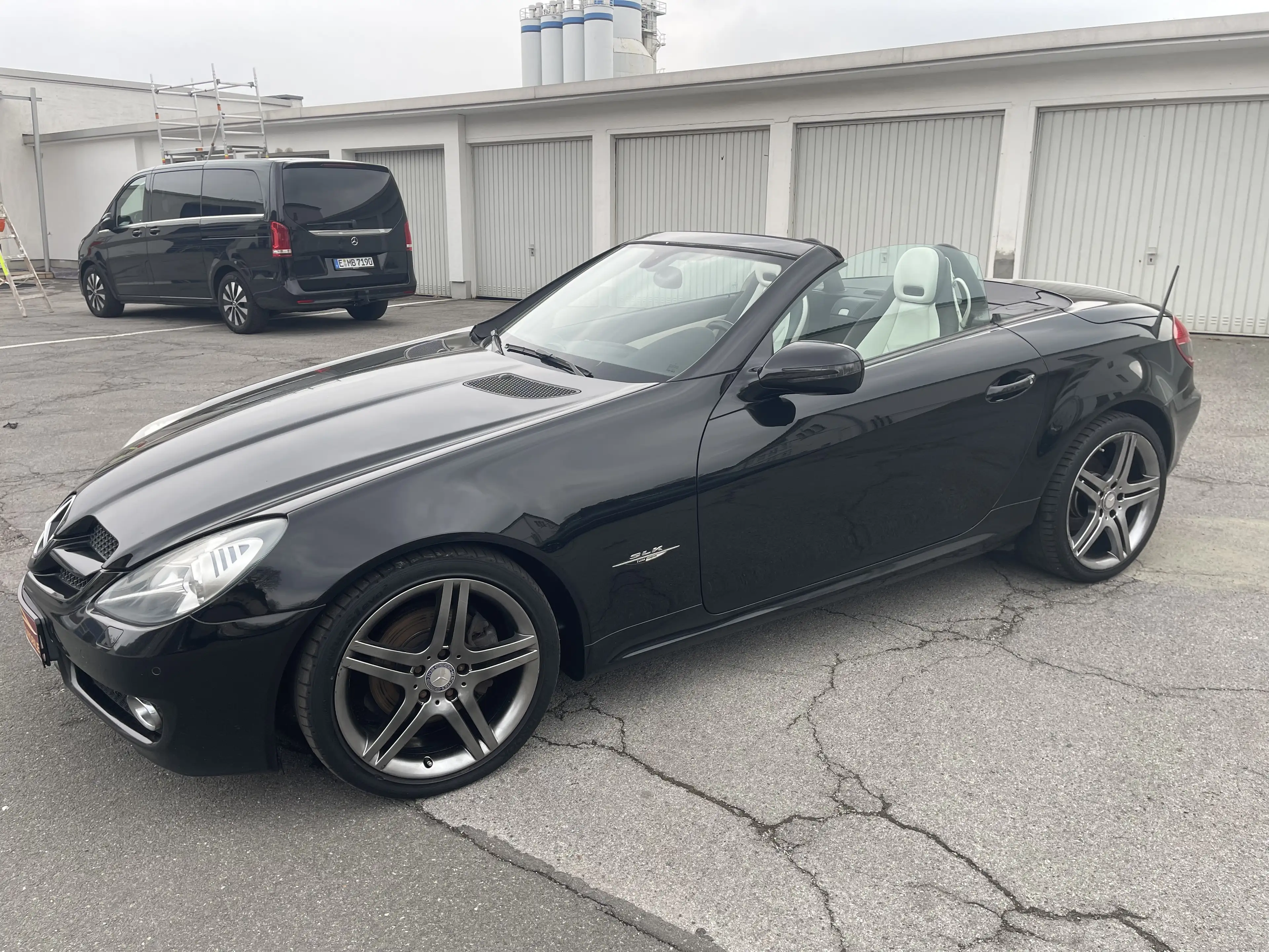 Mercedes-Benz SLK 200 2Look-Edition Roadster Designo Automatik Schwarz — photo 15