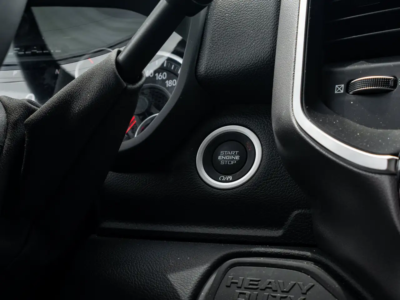 RAM 2500 photo RAM 2500