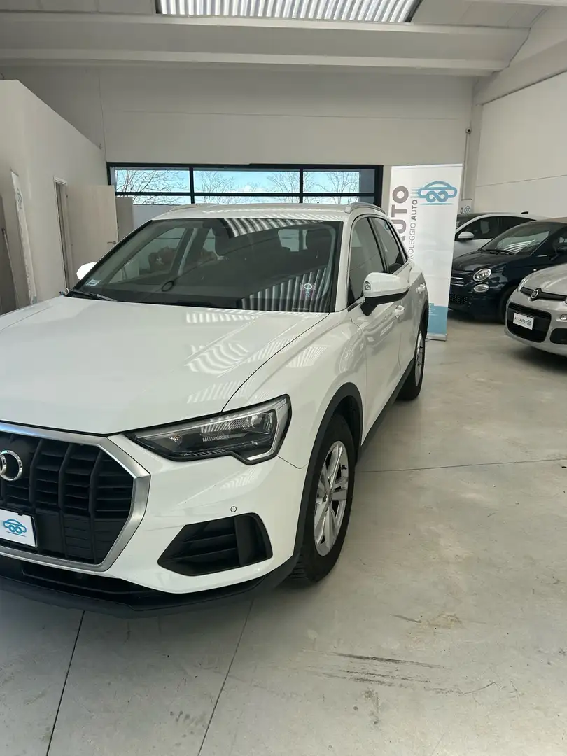 Audi Q3 2.0 tdi Business 150cv s-tronic - 1