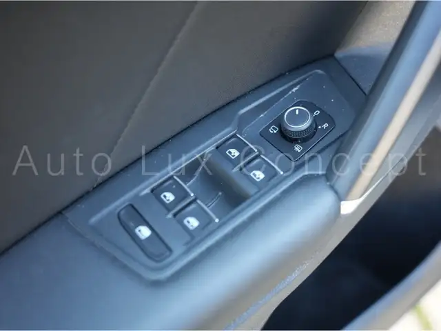 Volkswagen Tiguan view 15