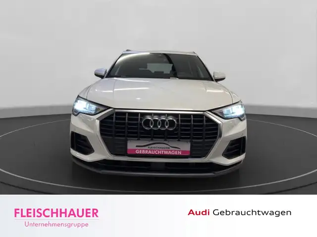 Audi Q3 view 2