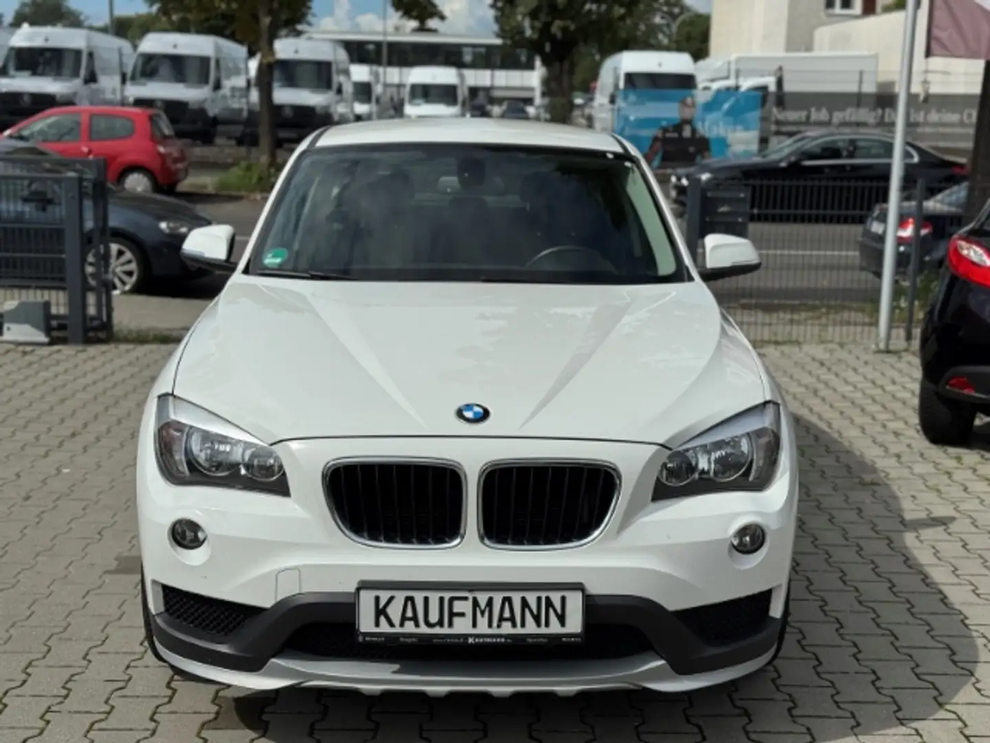 BMW X1 16 d sDrive 16d PDC+Sitzh+Allwetterr. Blanc - 2