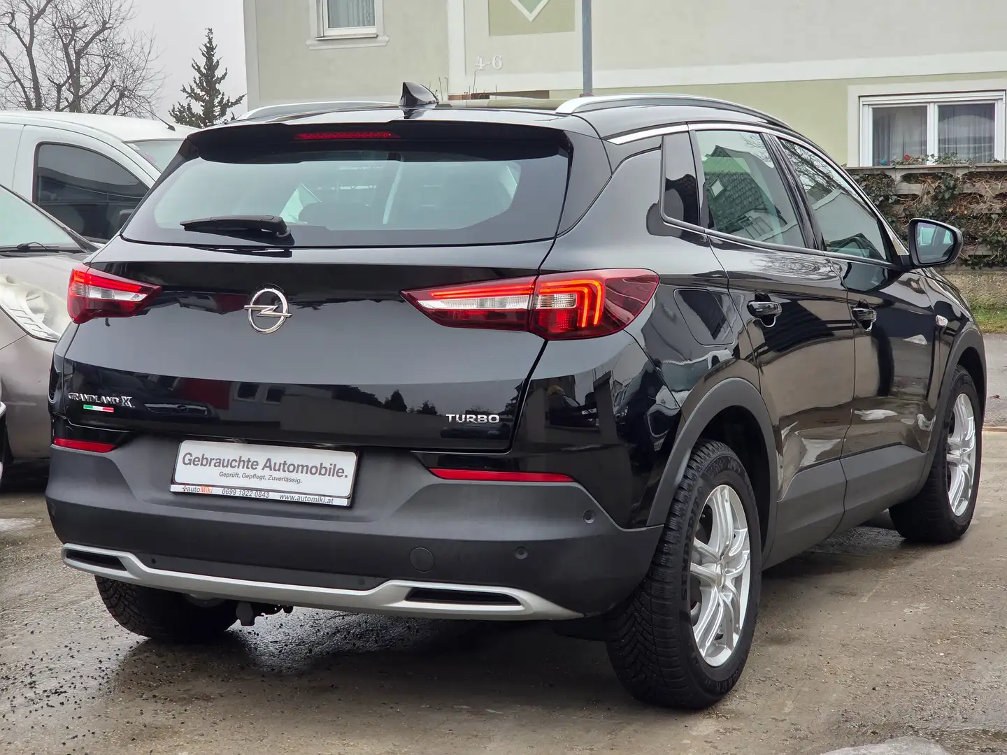 Opel Grandland X Ultimate 1,6 Turbo *Automatik*AHK* Schwarz - 2