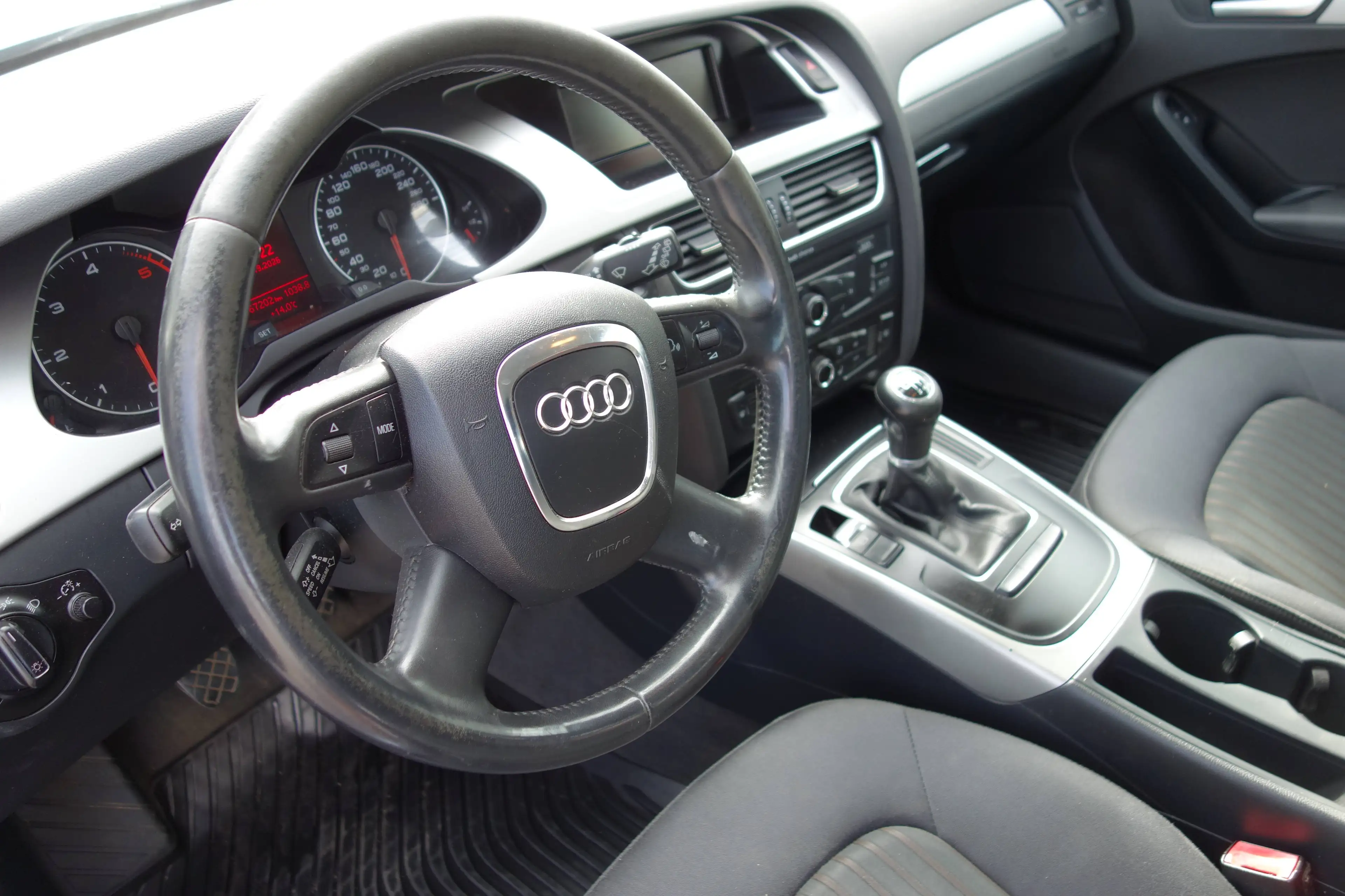 Audi A4 A4 Avant Diesel Avant 2.0 TDI DPF Ambition — photo 8