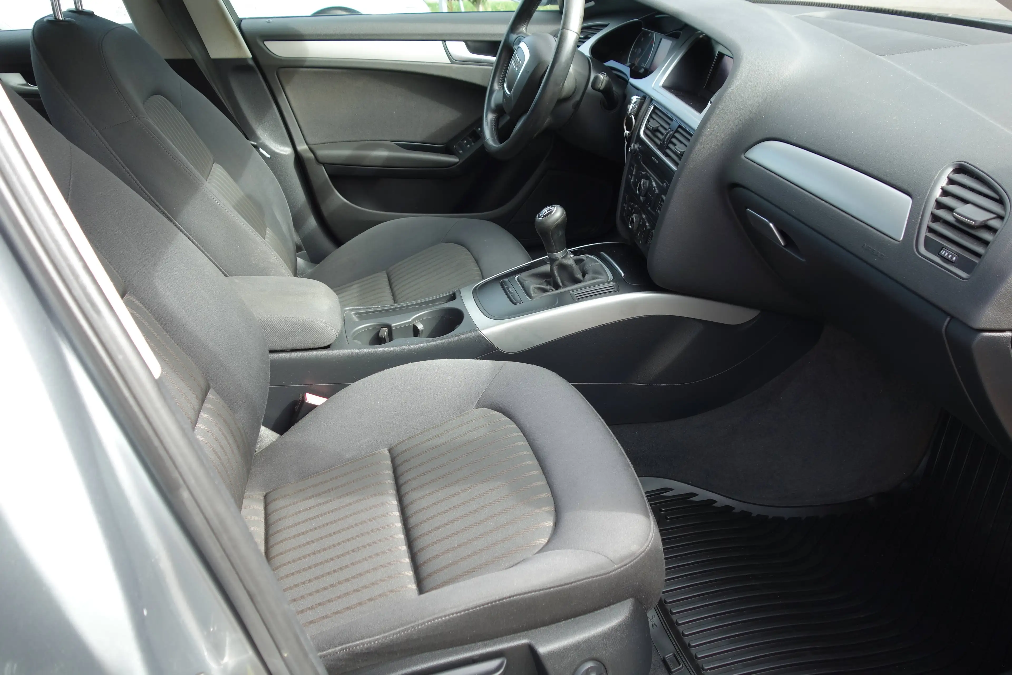 Audi A4 A4 Avant Diesel Avant 2.0 TDI DPF Ambition — photo 13