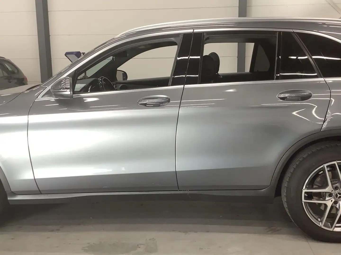 Mercedes-Benz GLC 220 Mercedes-Benz GLC-Klasse GLC 220 4Matic AMG Line - 2