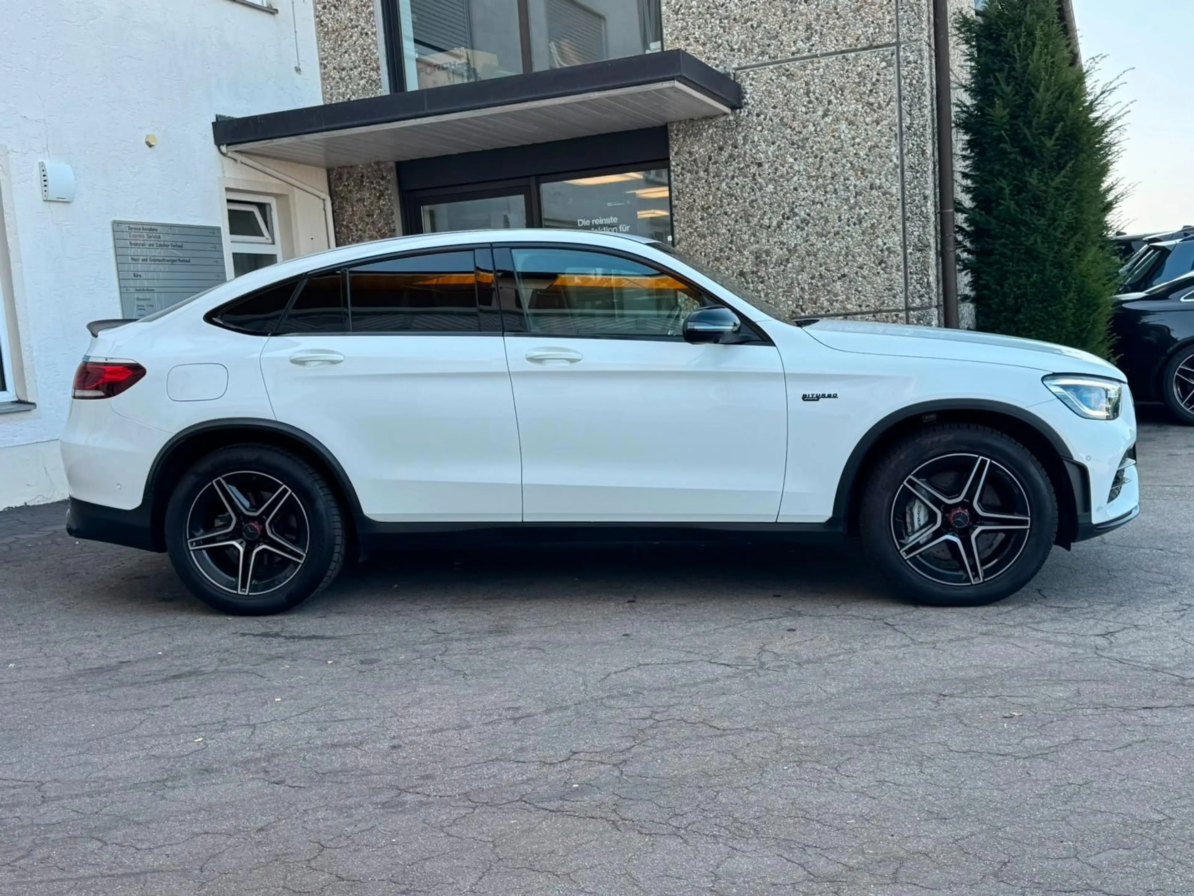 Mercedes-Benz GLC 43 AMG GLC43 AMG 4M Coupe ACC SD 360° NIGHT AMG-AGA LED — photo 5