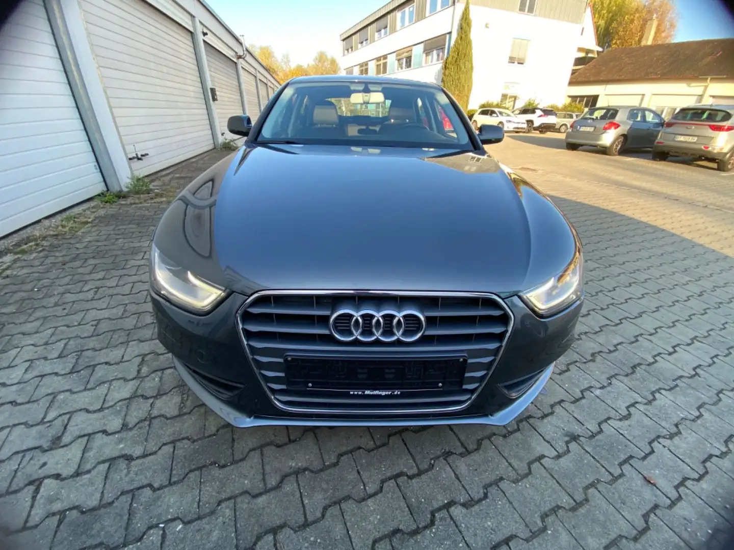 Audi A4 Lim. 2.0TDI/Ambiente/Automatik/Tempomat Grau - 2