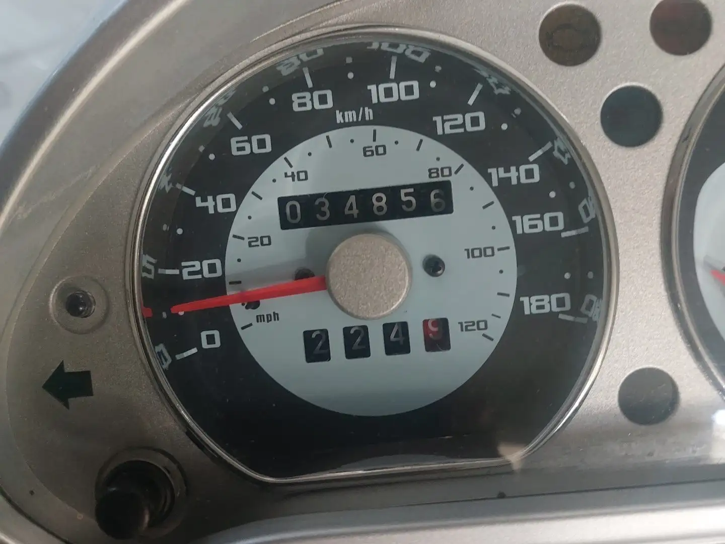 Piaggio Beverly 500 Ezüst - 2