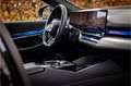 BMW i5 xDrive40 84 kWh 4WD M Sport Pro Panorama 20" HUD A Zwart - thumbnail 31