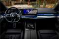 BMW i5 xDrive40 84 kWh 4WD M Sport Pro Panorama 20" HUD A Zwart - thumbnail 8