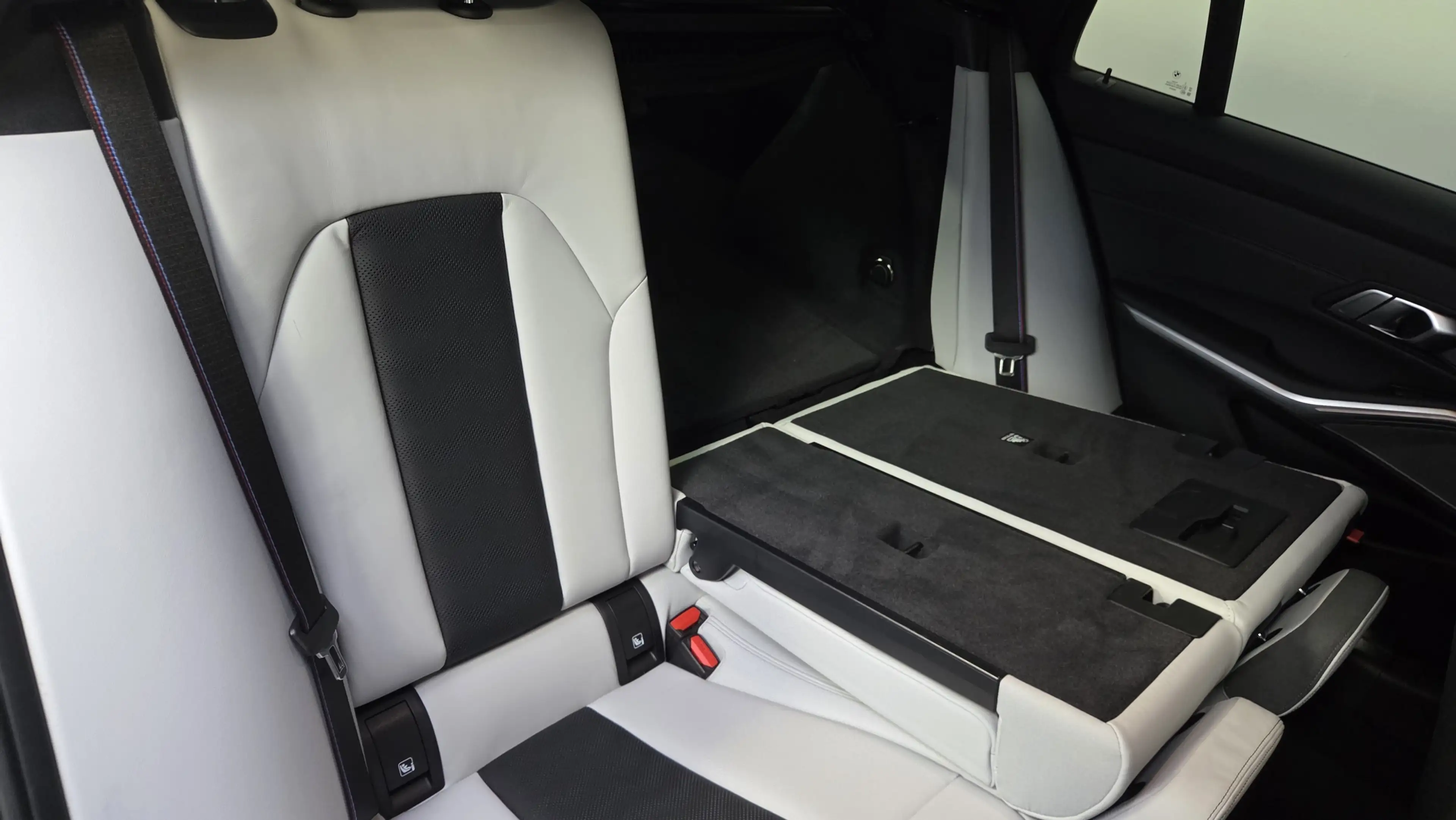 BMW M3 xDr. Competition Sitzlüftung Carbon ACC 360° — photo 26