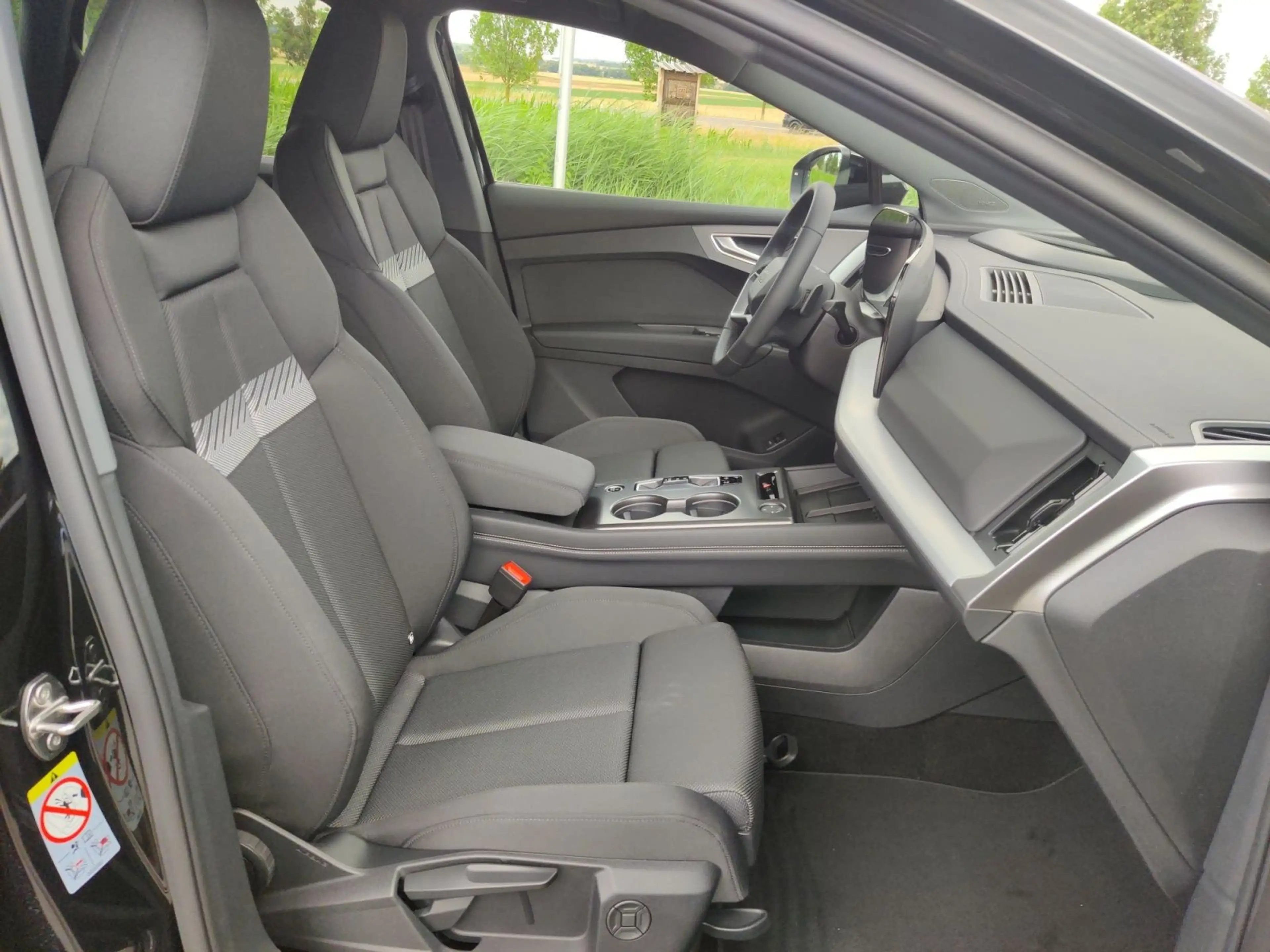 Audi Q4 e-tron Q4 SUV e-tron perf. *SONOS,TechPlus,Dyn.Paket* — photo 12