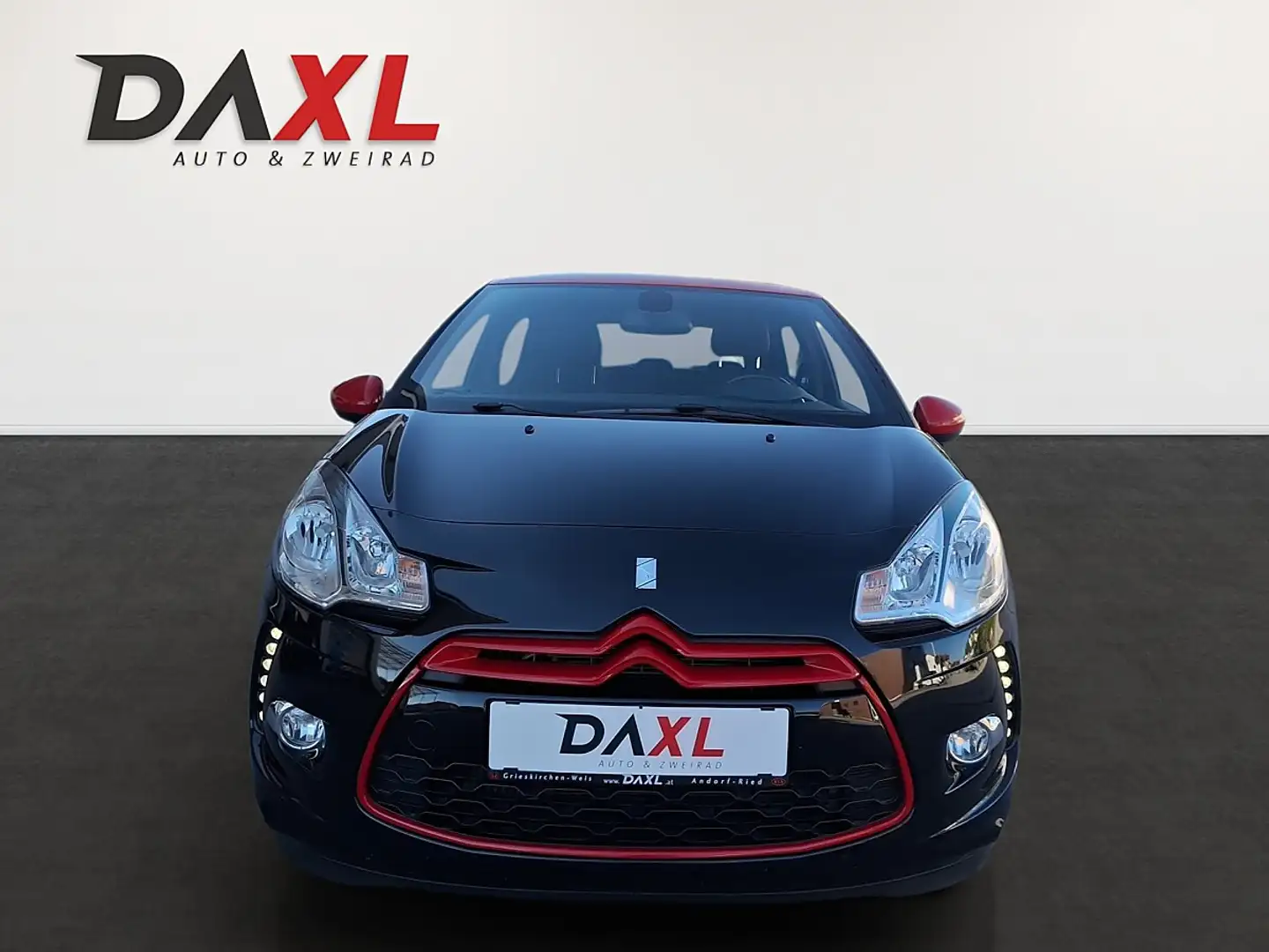 Citroen DS3 PureTech 110 S&S Manuell Red Edition Schwarz - 2