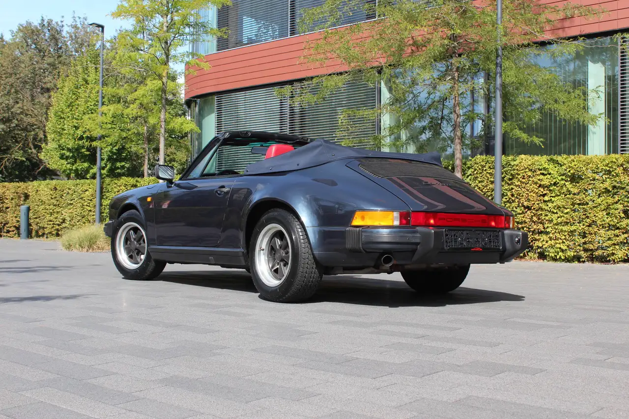Porsche 911 Carrera Cabrio: volles Porsche Scheckheftgepflegt, orig. Porsche-Werkswagen, G50, Turbositze, H-Kennz., 3,2l G-Modell, foto 11
