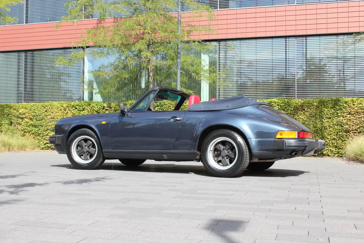 Porsche 911 Carrera Cabrio: volles Porsche Scheckheftgepflegt, orig. Porsche-Werkswagen, G50, Turbositze, H-Kennz., 3,2l G-Modell, foto 10