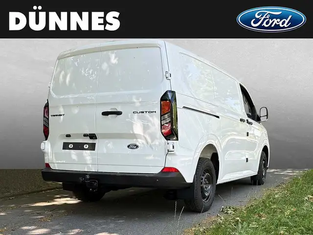 Ford Transit Custom view 2