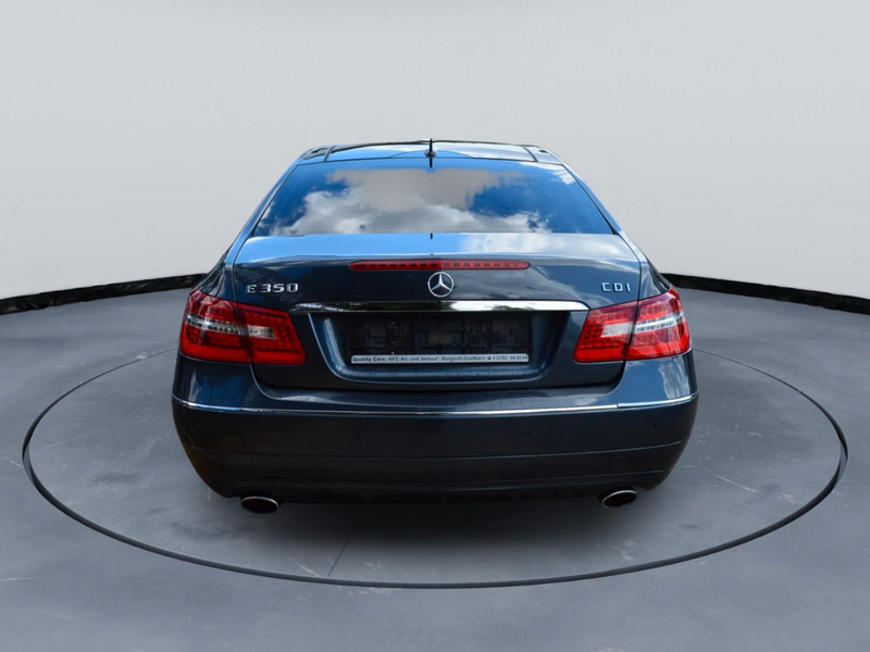 Mercedes-Benz E 350 E Coupe  Avantgarde  CDI BlueEfficiency — photo 4