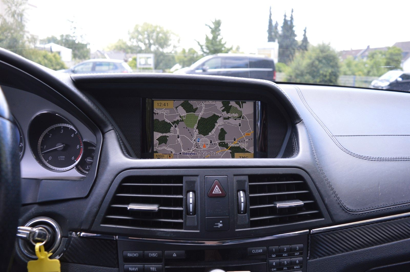 Mercedes-Benz E 350 E Coupe  Avantgarde  CDI BlueEfficiency — photo 15