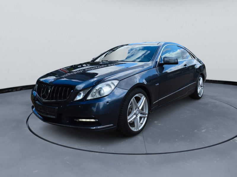 Mercedes-Benz E 350 E Coupe  Avantgarde  CDI BlueEfficiency — photo 5