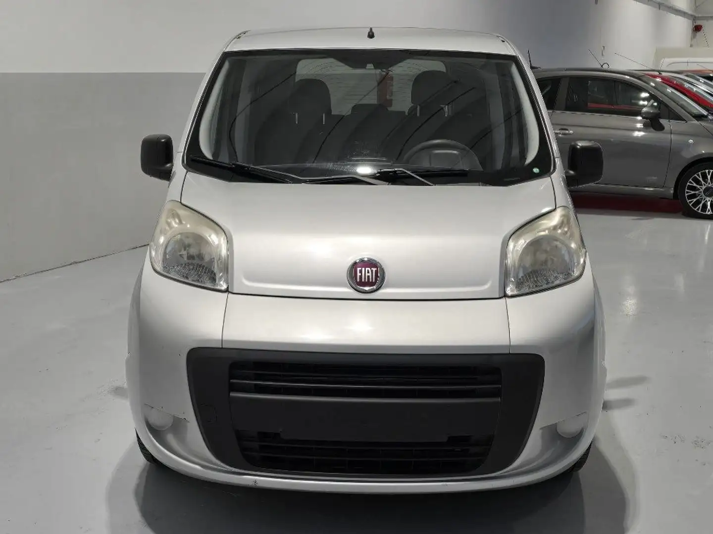 Fiat Qubo 1.4 8V 77 CV Active Gris - 2