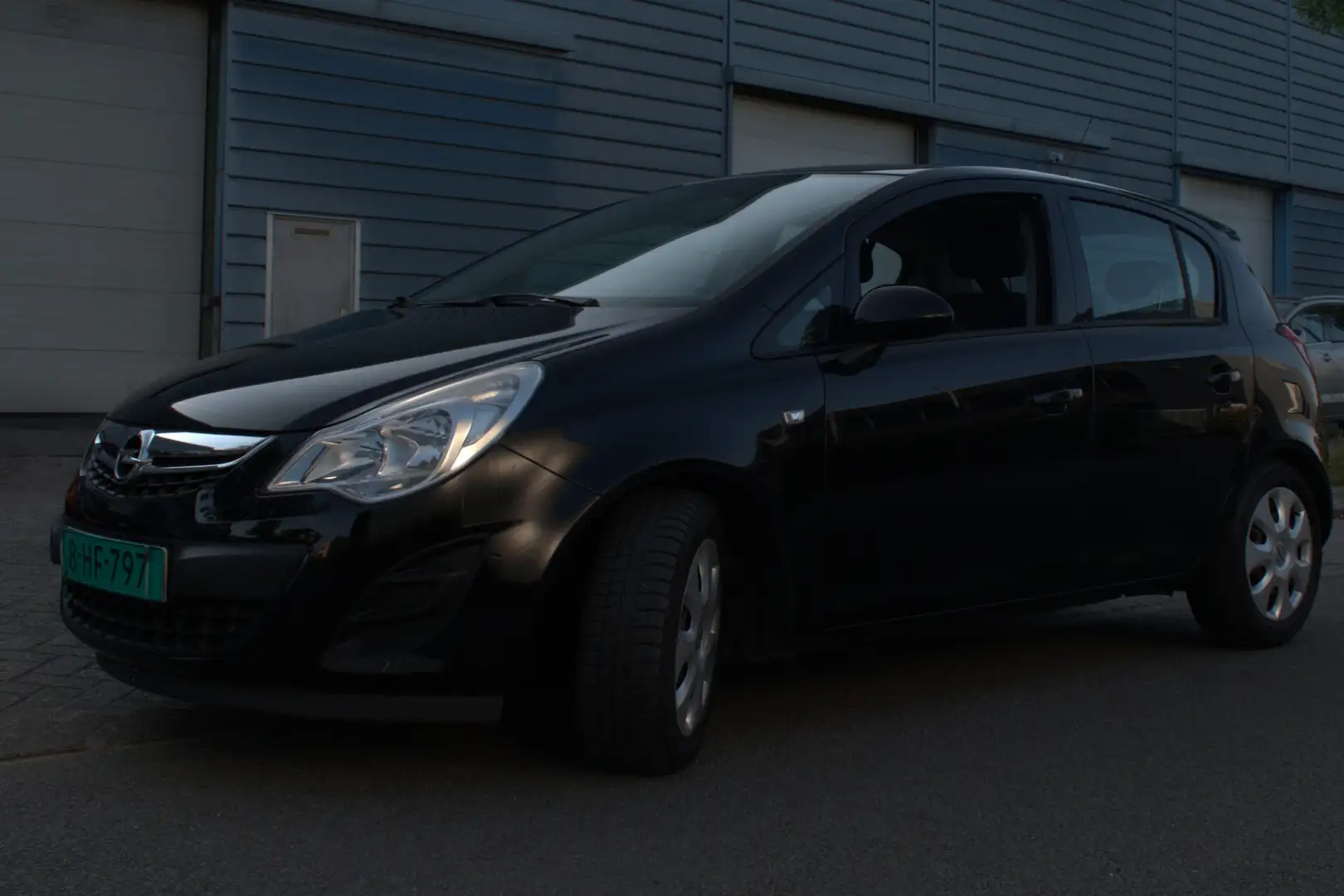 Opel Corsa 1.3 CDTI DPF ecoFLEX Start/Stop Satellite - 2