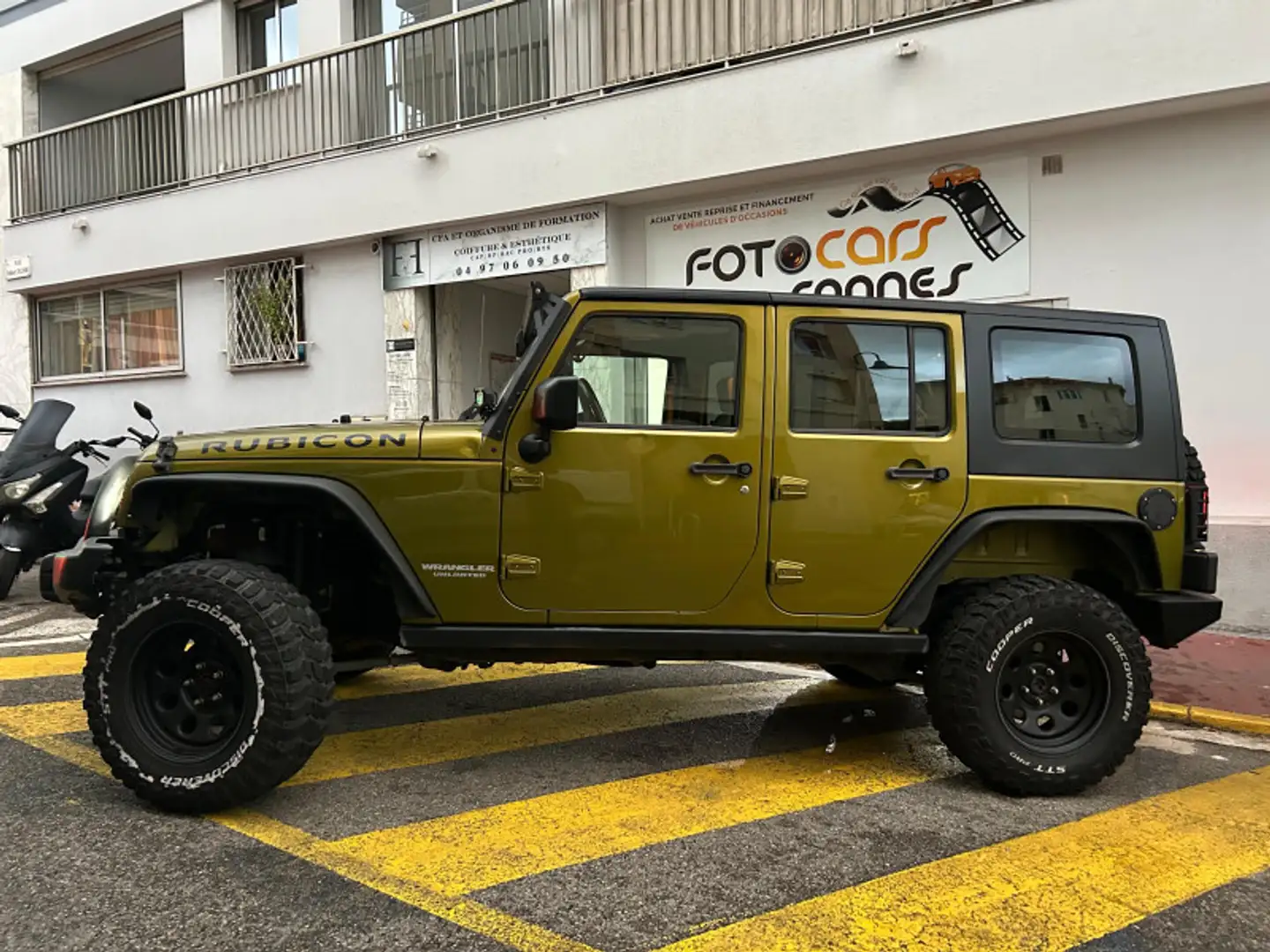 Jeep Wrangler 2.8 CRD UNLIMITED RUBICON BA Vert - 2