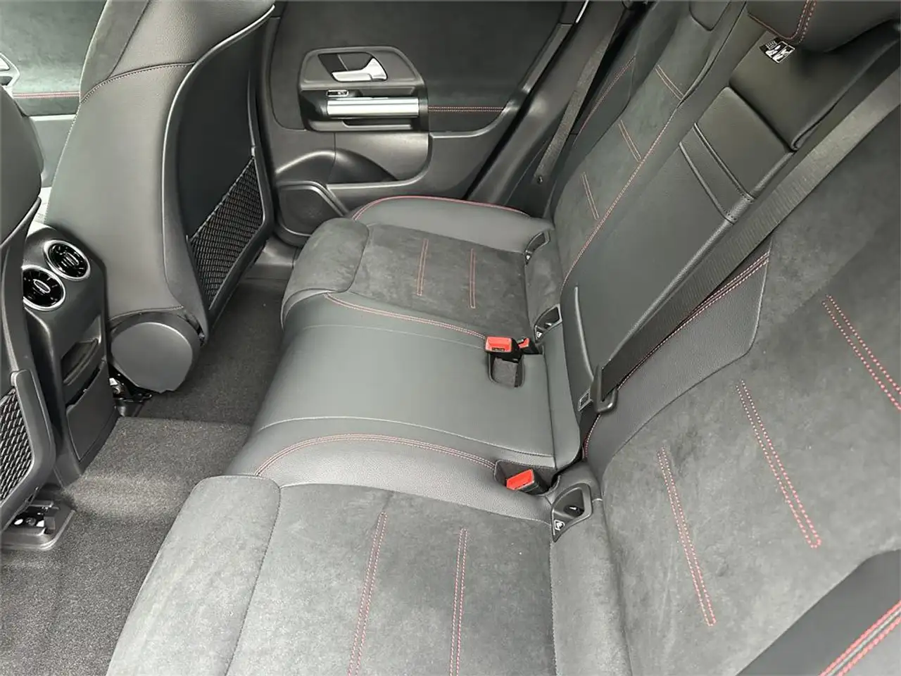 Mercedes-Benz EQA 250 2026