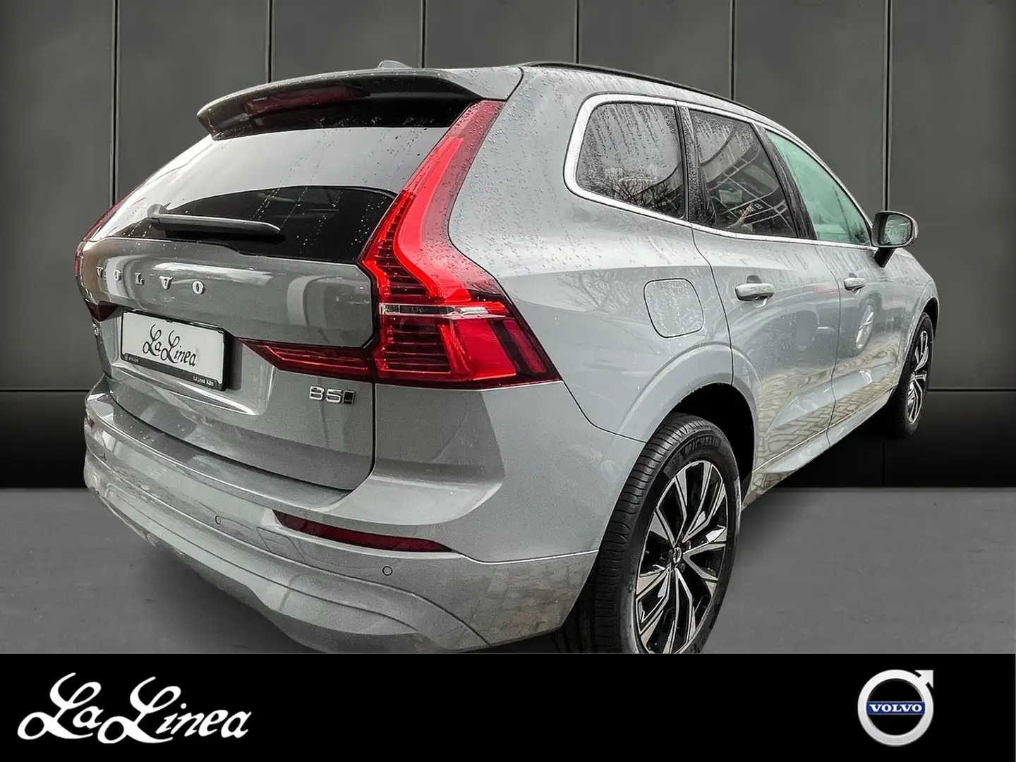 Volvo XC60 B5 (B) Benzin Core #BLIS/LED/Memory/Sitzh./RFK/PDC Grau - 2