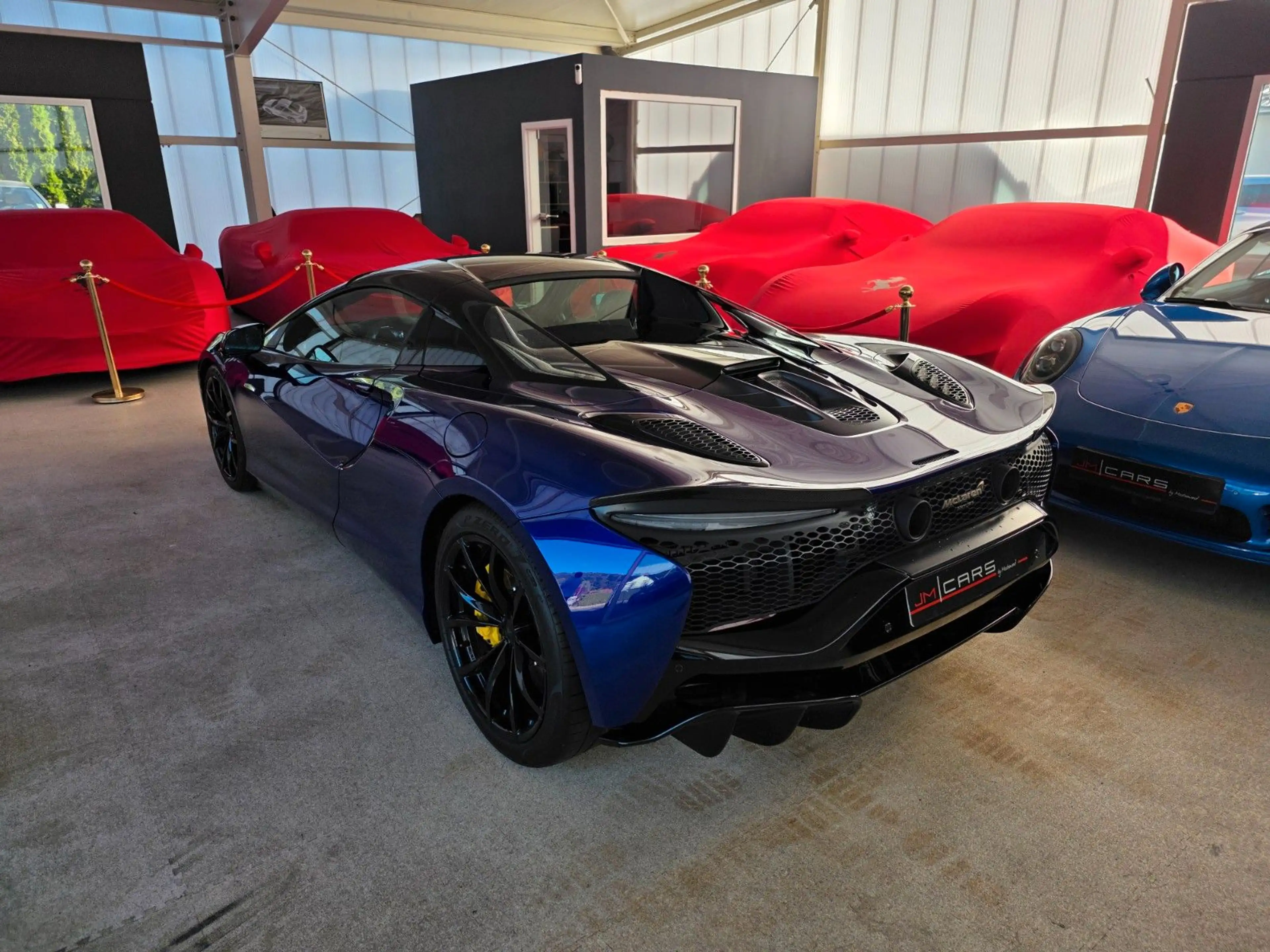 McLaren Artura Spider — photo 11