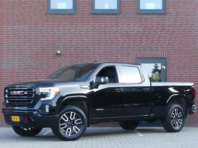 GMC Sierra