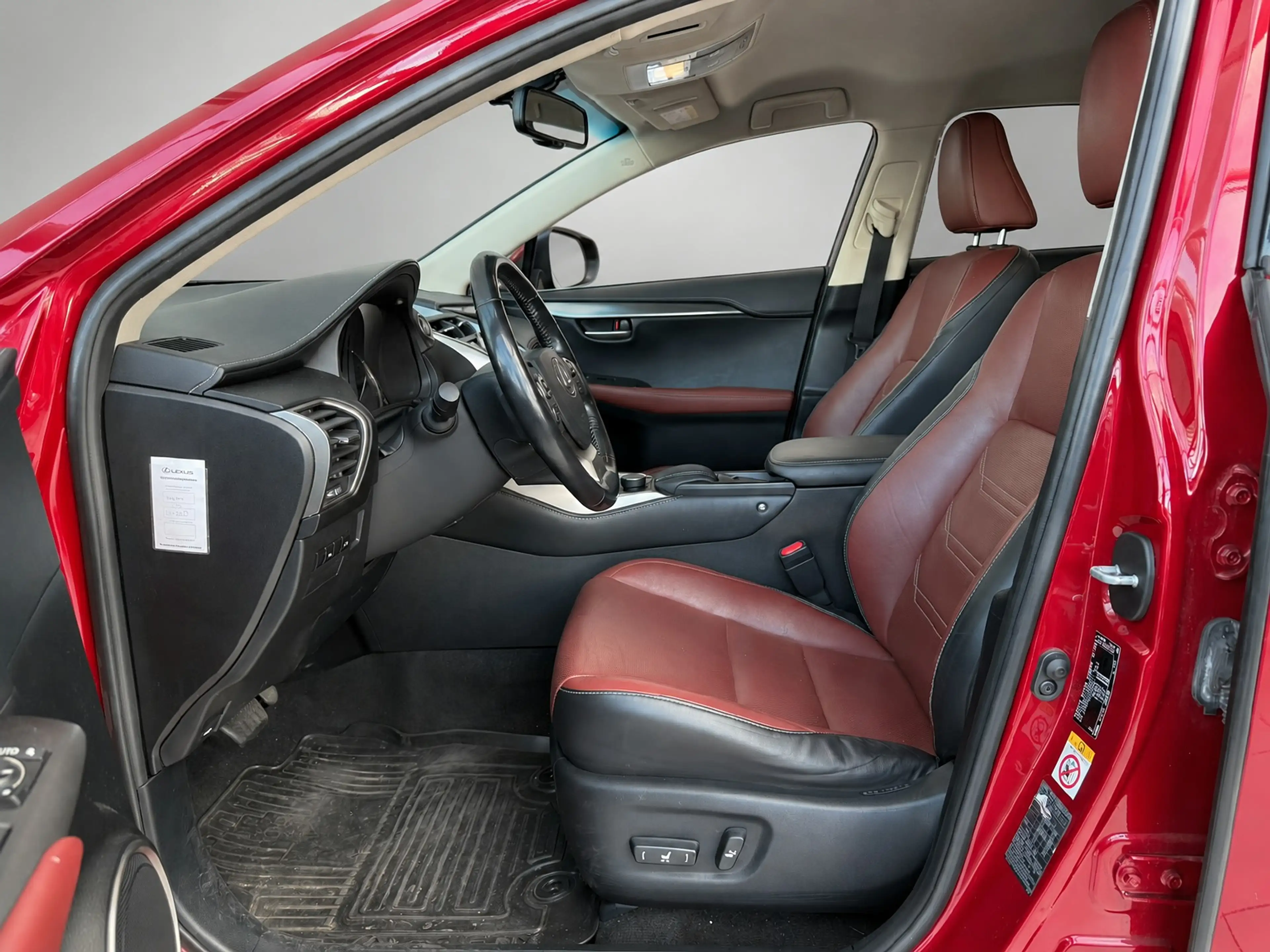 Lexus NX 300h Luxury Line | Dealeronderhouden | Elektrische stoe — photo 6