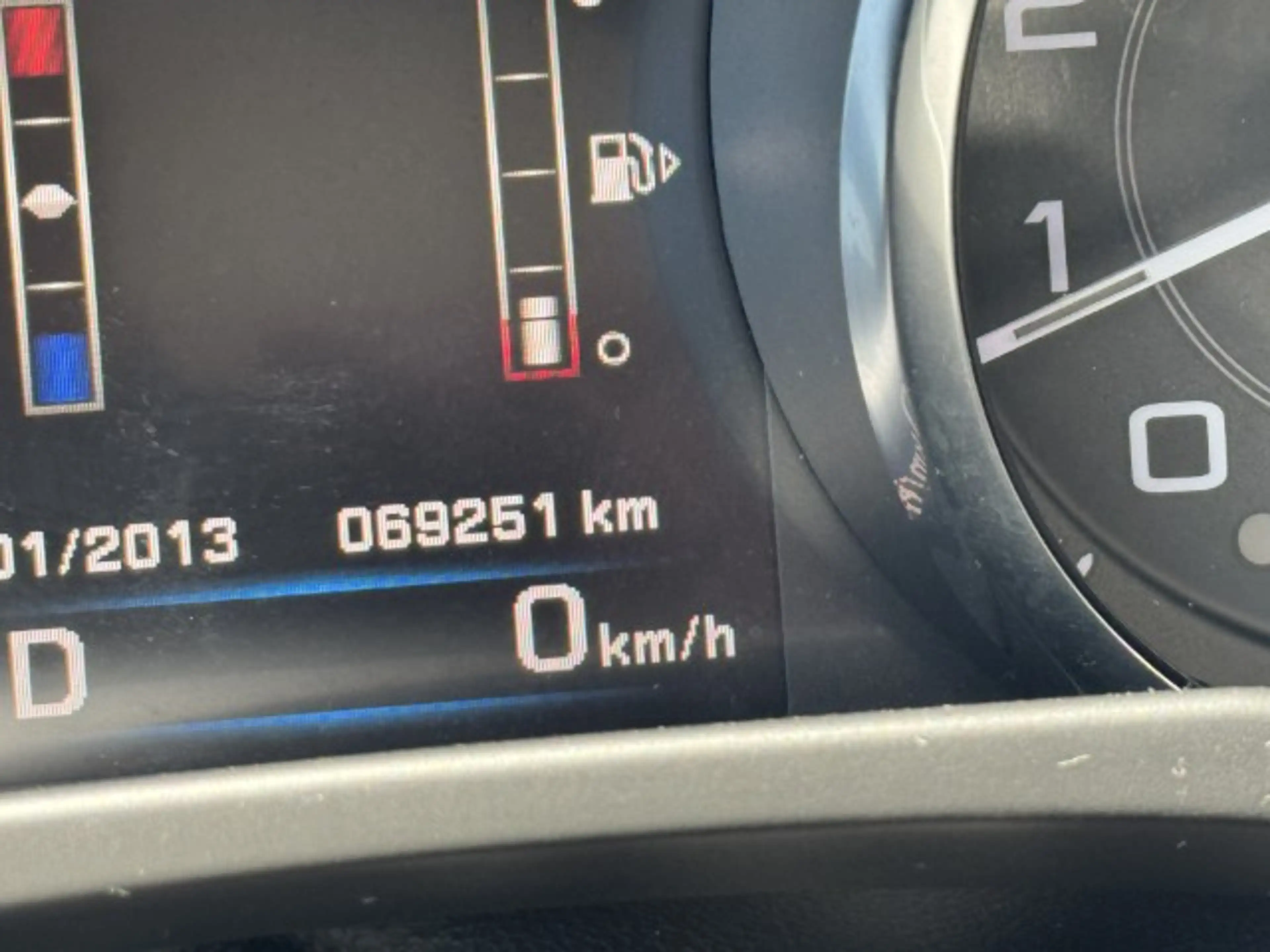 Jaguar XE 2.0 Portfolio — photo 18