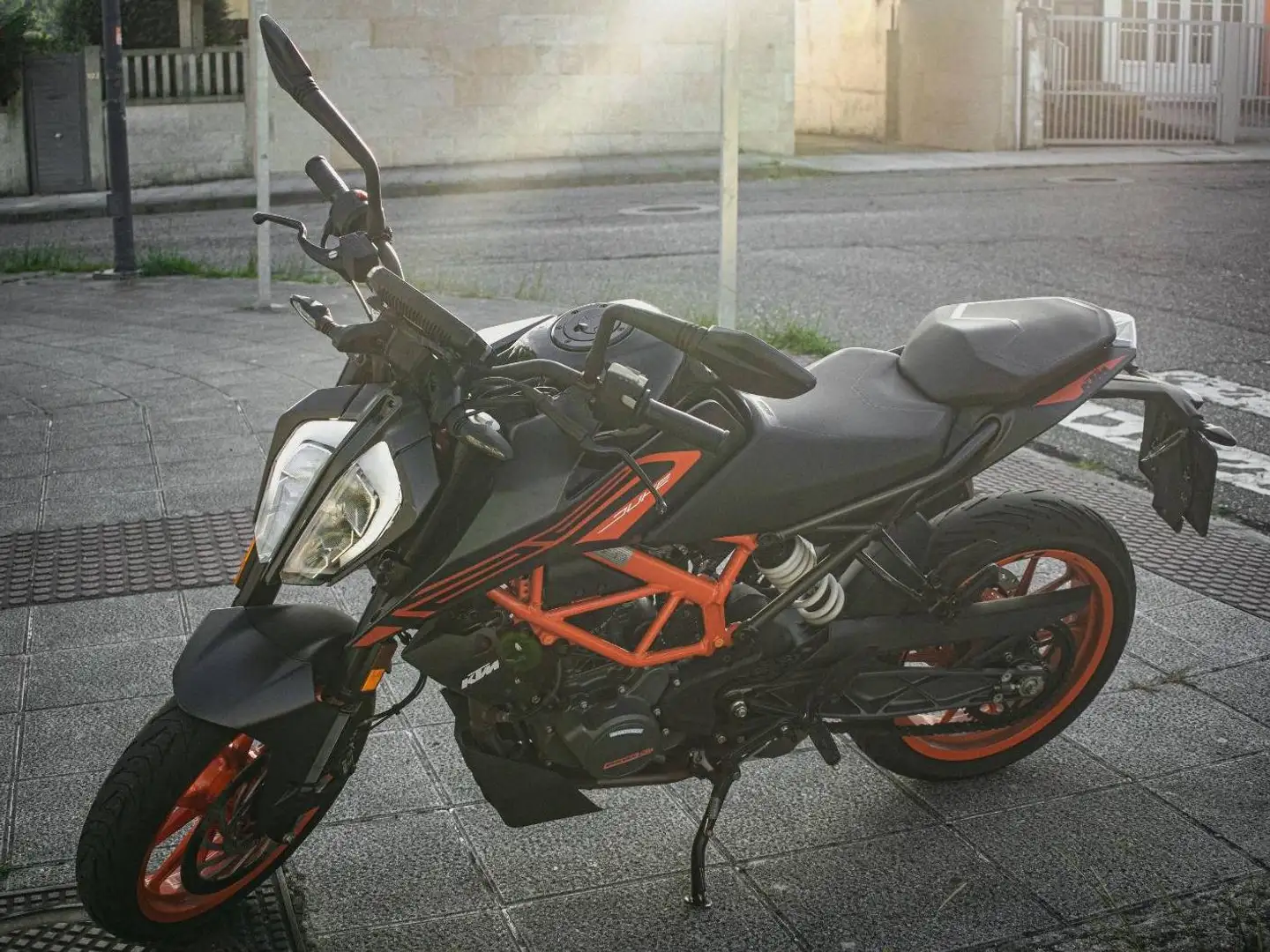 KTM 125 Duke 125 duke Negro - 2