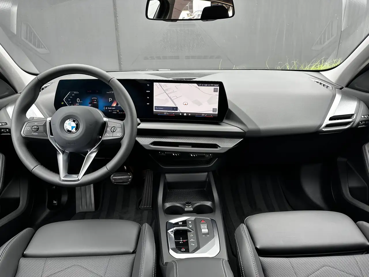 BMW 1 Series 2026 — фото 12