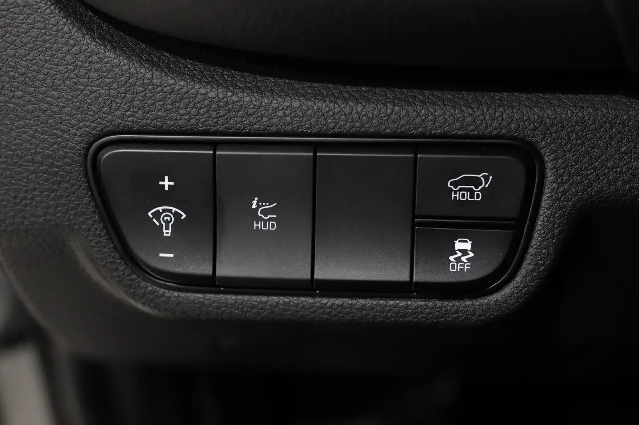 Kia Seltos снимка Kia Seltos