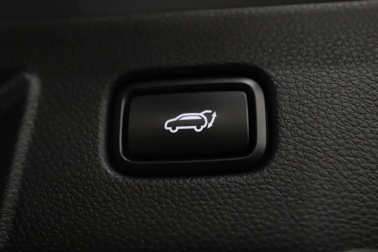 Kia Seltos снимка Kia Seltos