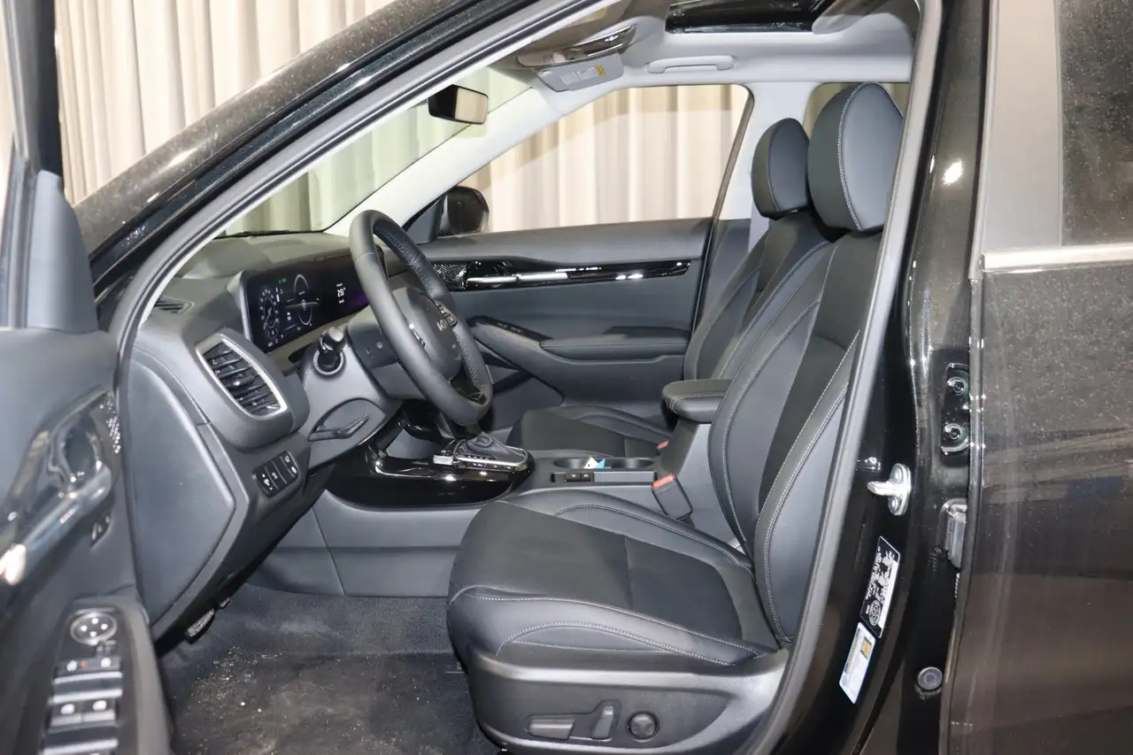 Kia Seltos снимка Kia Seltos