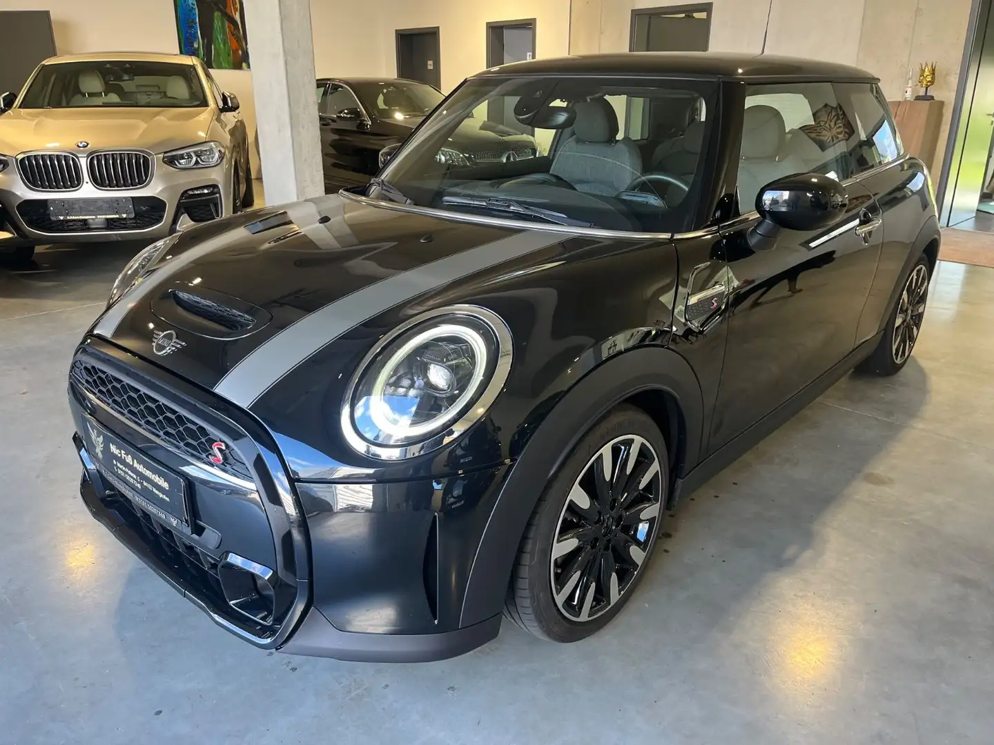 MINI Cooper S Classic Trim Autom,LED,Navi,RFK,Teilled Schwarz - 2