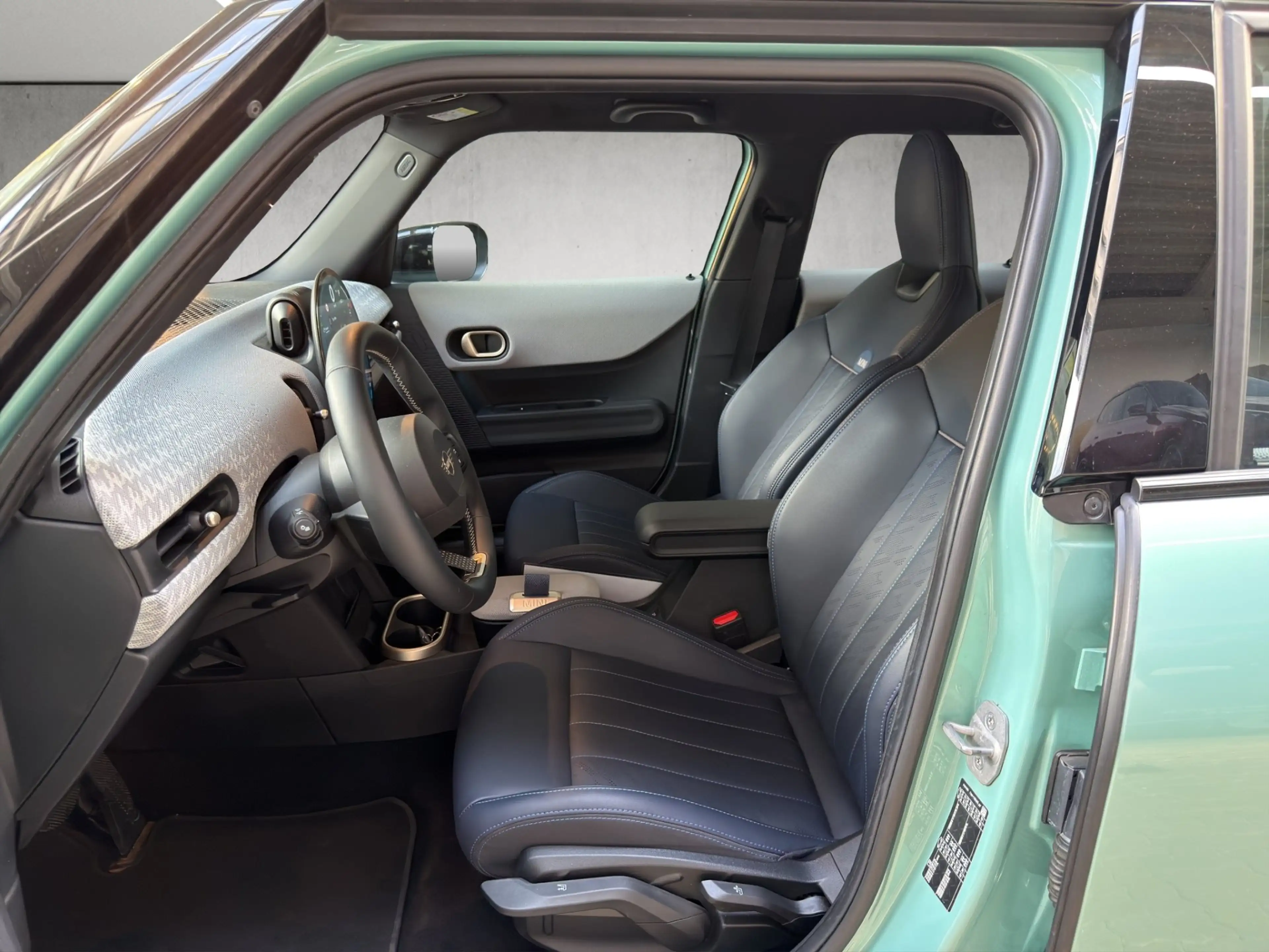MINI Cooper C — photo 9