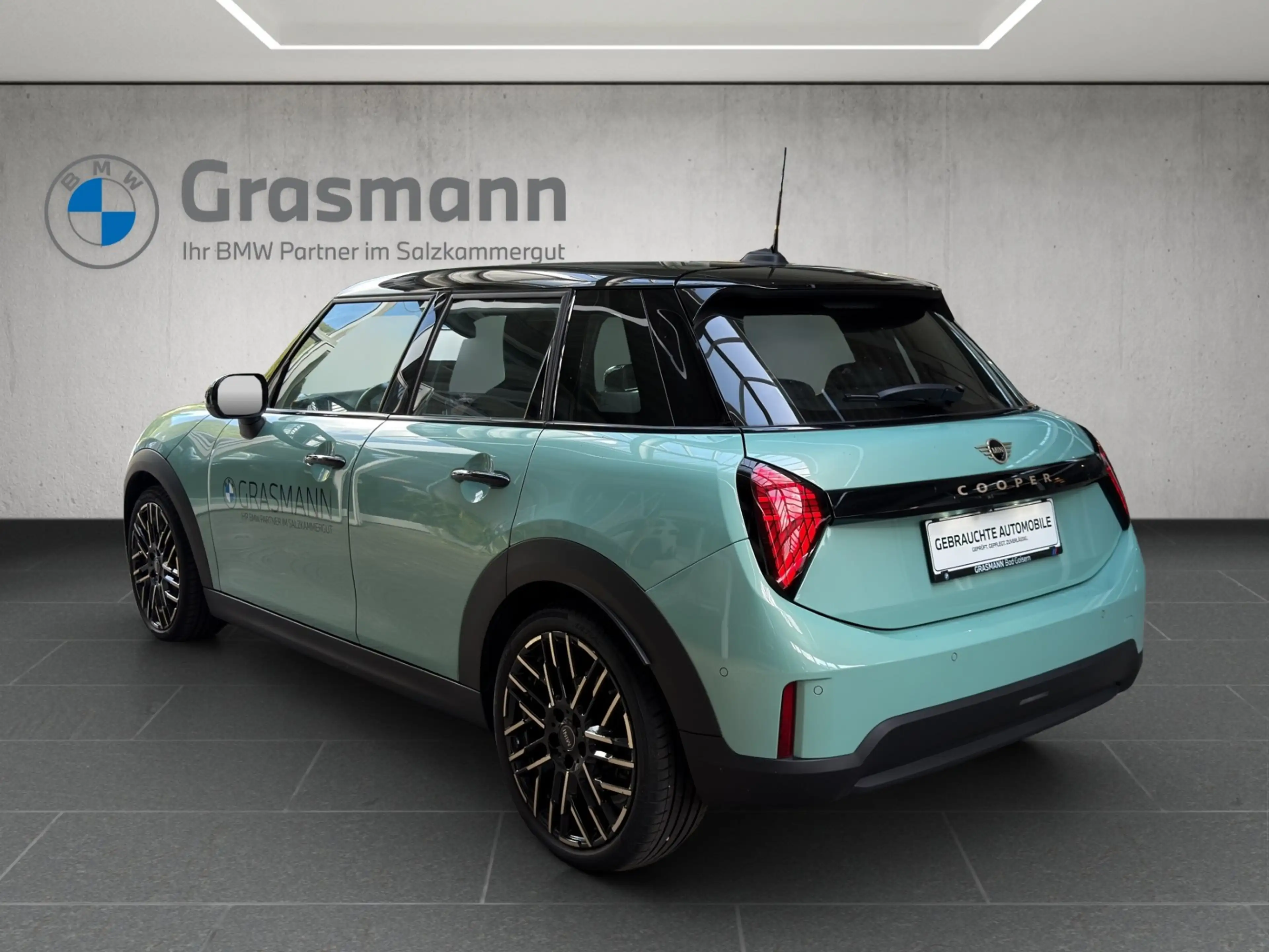 MINI Cooper C — photo 3