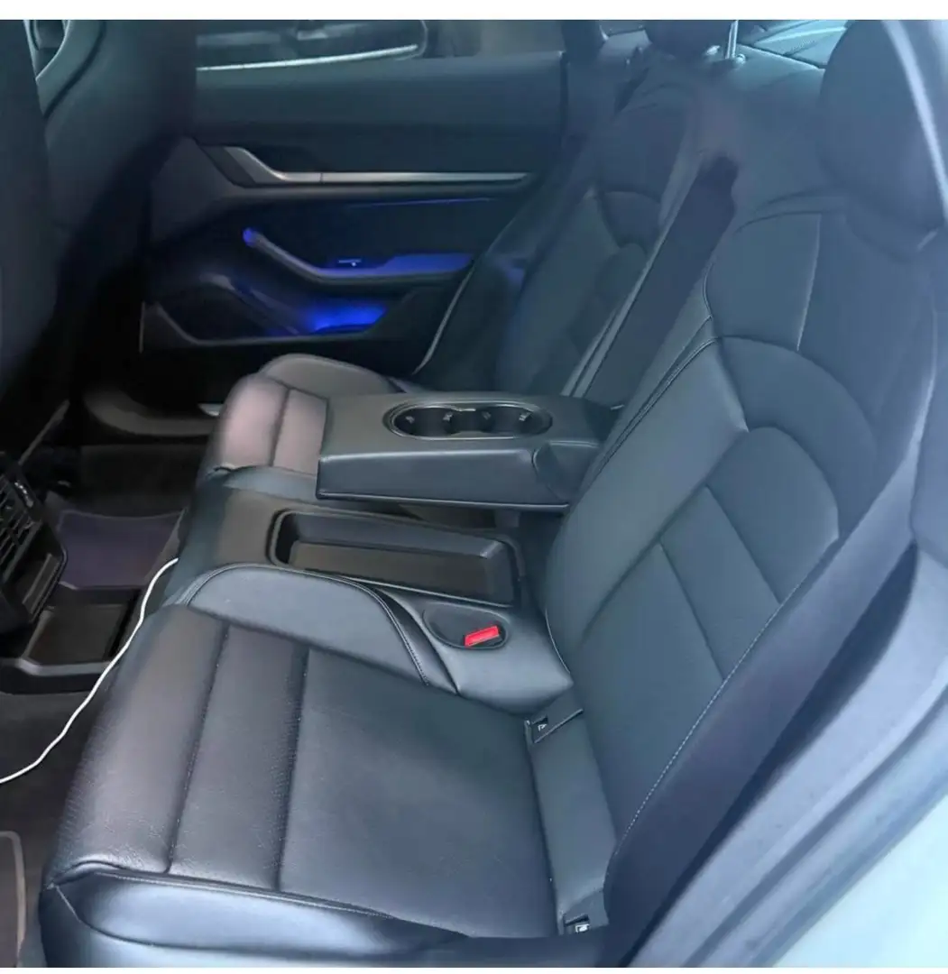 Porsche Taycan Taycan 79.2 kWh Taycan Wit - 2