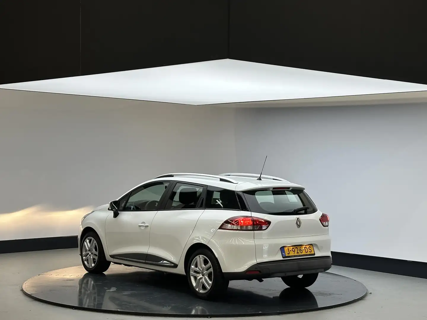 Renault Clio Estate 0.9 TCe Zen | Airco | Cruise | NL Auto | Ze Wit - 2