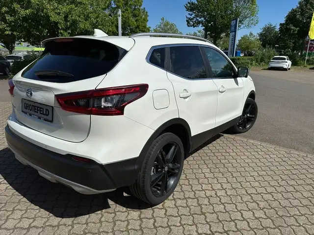 Nissan Qashqai view 3
